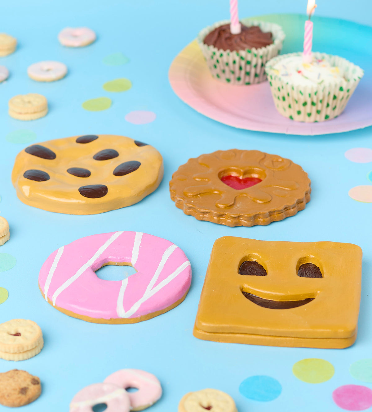 Party Time Throwback: Mugs & Biscuit Coaster Kit